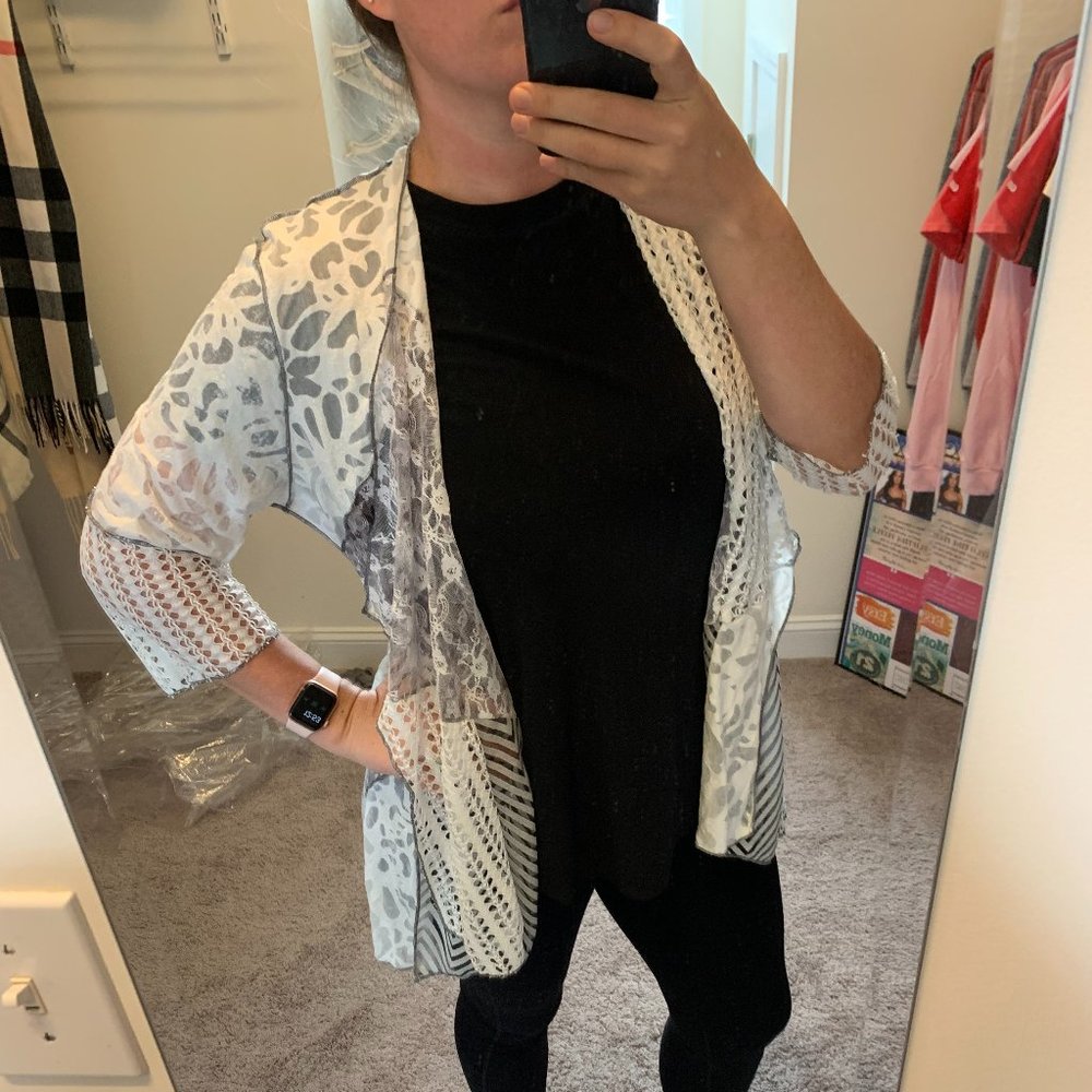 White Grey Lacey Pull Over Cardigan
